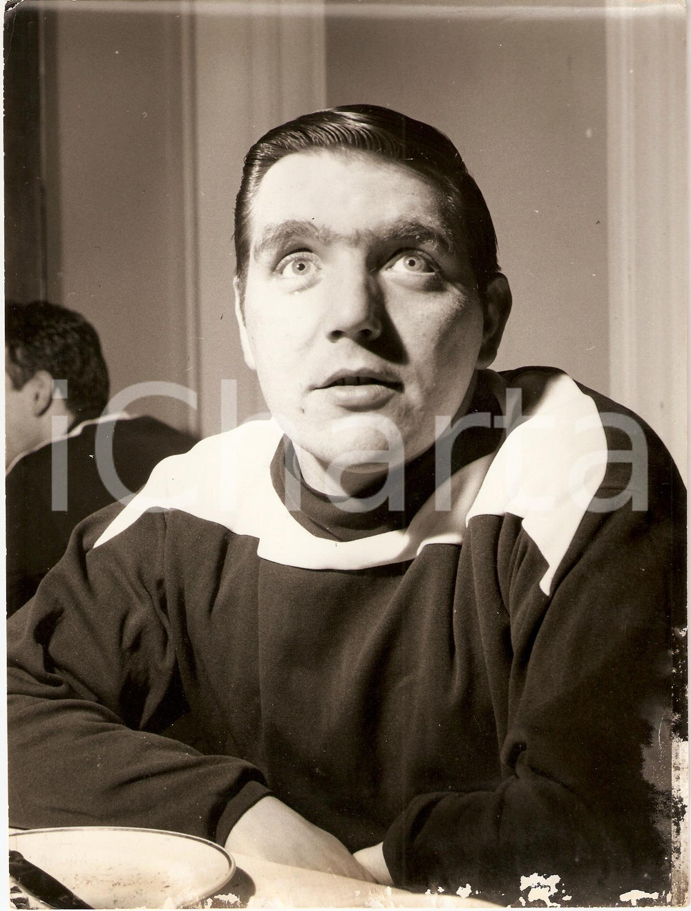 Fotografia d epoca originale 1970 ca SCOZIA Calcio NAZIONALE Bobby MURDOCH a colazione SCOTLAND Fotografia 1