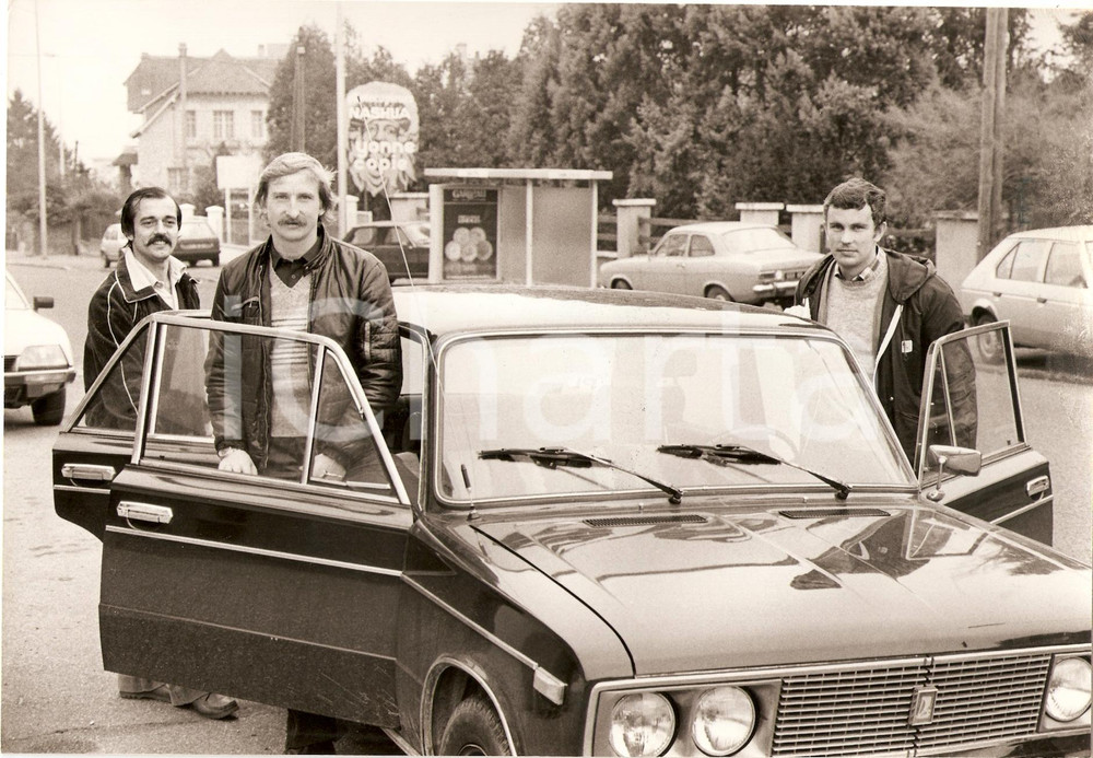 Fotografia d epoca originale 1980 ca AUXERRE Calcio Andrzej  SZARMACH Josef KLOSE Henryk WIECZOREK Fotografia 1