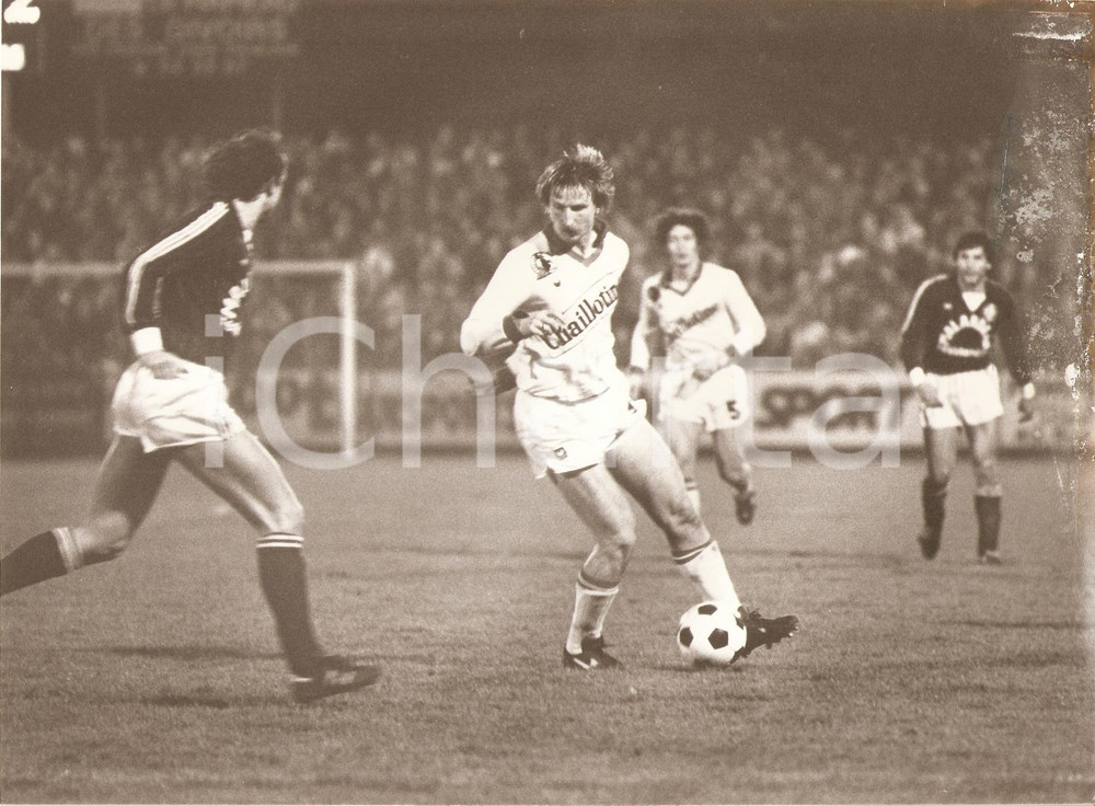 Fotografia d epoca originale 1981 FRANCIA Calcio AUXERRE  BORDEAUX  Andrzej SZARMACH durante partita Foto 1