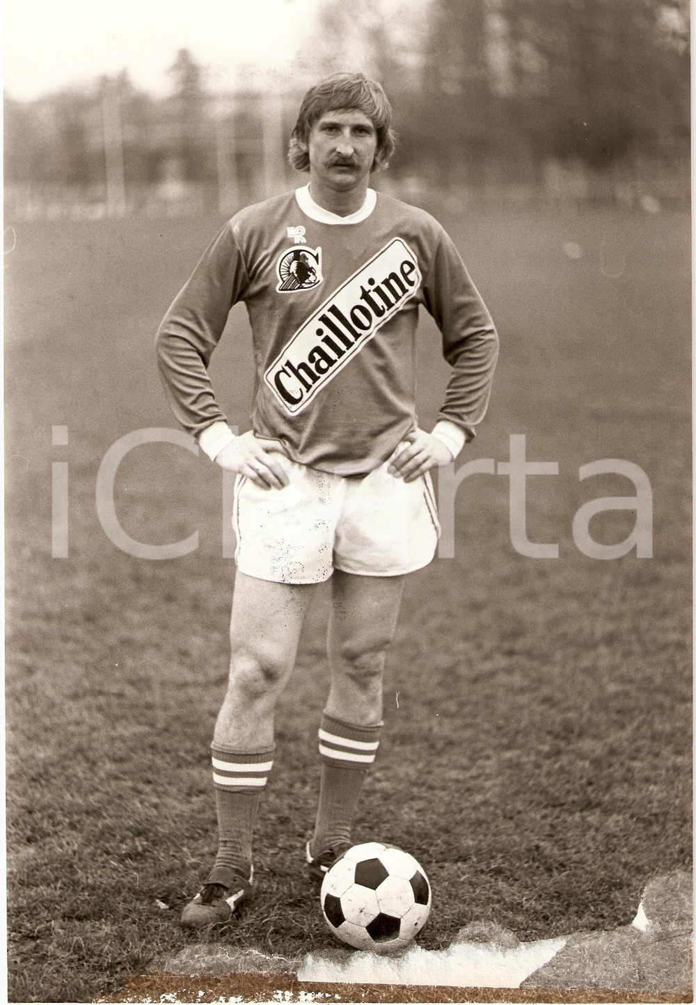 Fotografia d epoca originale 1981 AJ AUXERRE Calcio FRANCIA Andrzej SZARMACH Sponsor CHAILLOTINE Fotografia 1
