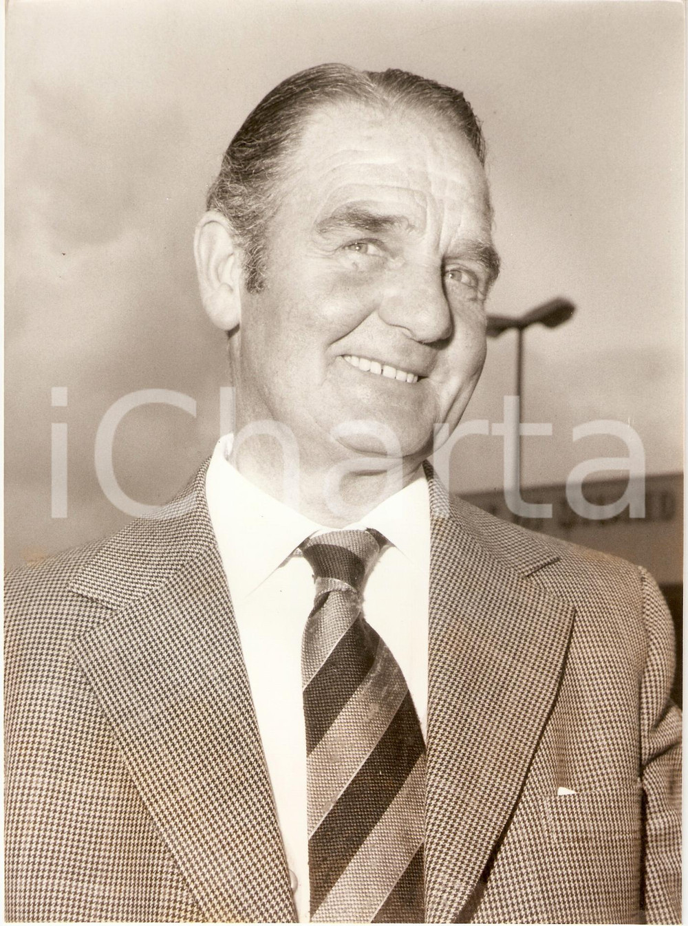 Fotografia d epoca originale 1975 circa INGHILTERRA Calcio Jesse CARVER Ritratto Allenatore Fotografia 1