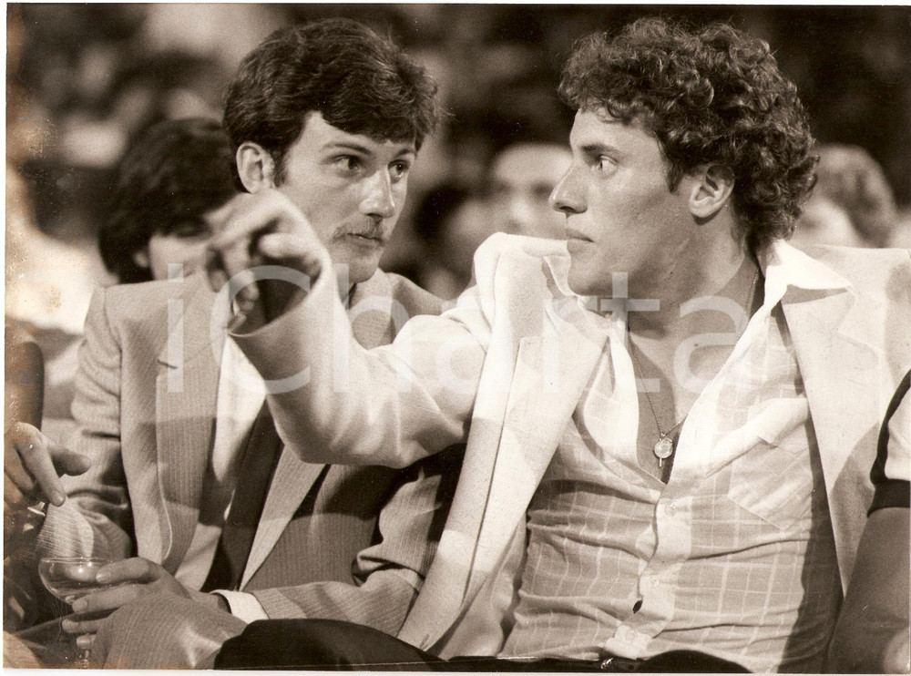 Fotografia d epoca originale 1979 MILANO Calcio Garry BIRTLES Claudio SULSER Trofeo Bravo GUERIN SPORTIVO 1