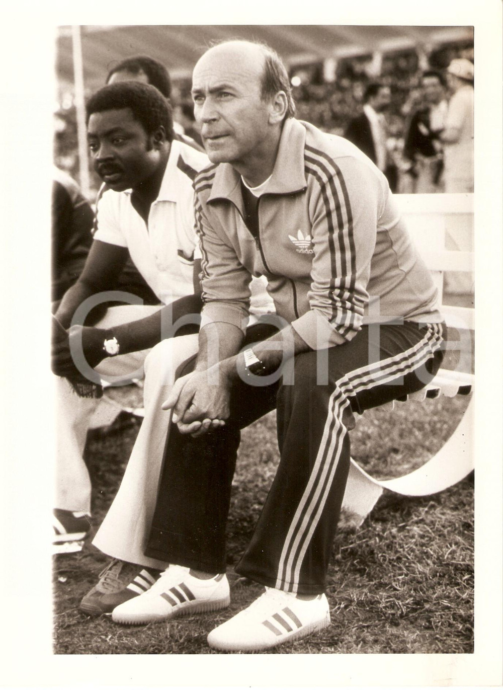 Fotografia d epoca originale 1980 ca CALCIO Nazionale CAMERUN Ritratto Allenatore Branco ZUTIC Fotografia 1