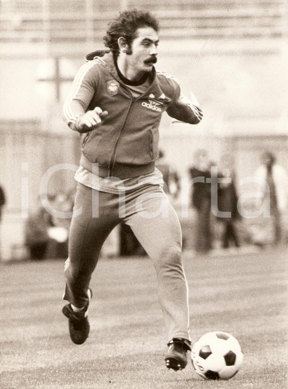 Fotografia d epoca originale 1980 ca CALCIO Roberto RIVELINO si allena ALHILAL Arabia Saudita Fotografia 1