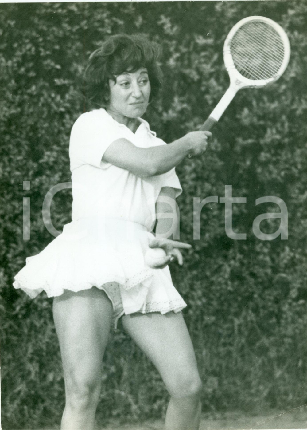 Fotografia d epoca originale 1960 ca TENNIS Ritratto Silvana LAZZARINO durante allenamenti upskirt Foto 1