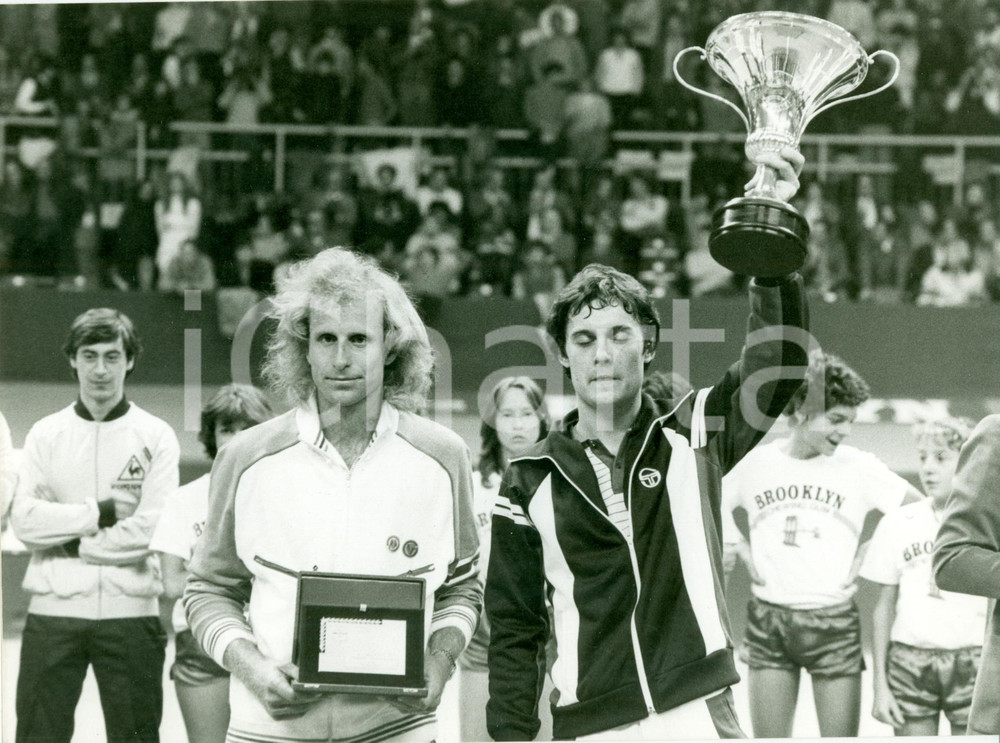 Fotografia d epoca originale 1978 MILANO Tennis Vitas GERULAITIS Sandy MAYER coppa MILAN INDOOR Fotografia 1