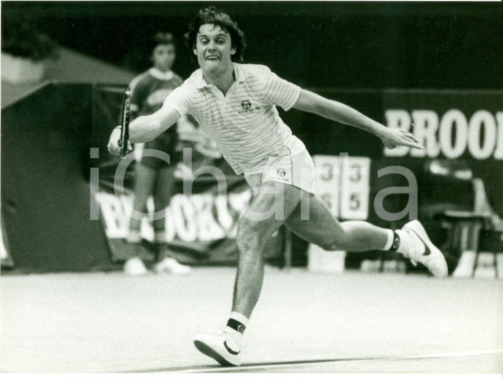 Fotografia d epoca originale 1980 ca TENNIS Ritratto campione Gene MAYER durante un match Fotografia 1