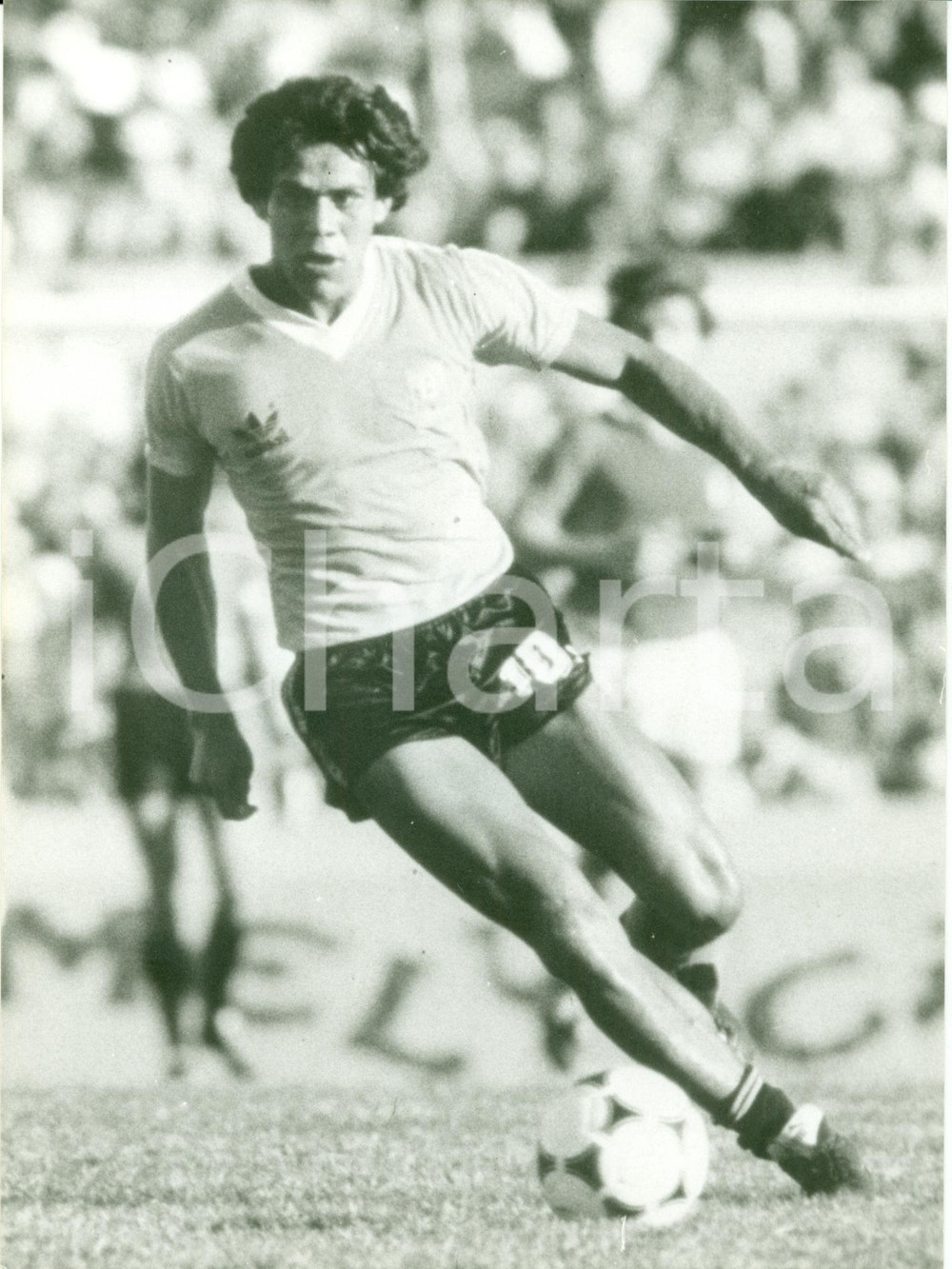 Fotografia d epoca originale 1980 ca URUGUAY CALCIO Ruben PAZ in azione Fotografia 1 1