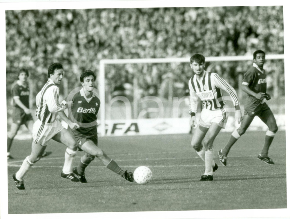 Fotografia d epoca originale 1988 COPPA UEFA Calcio ROMA  PARTIZAN Giuseppe GIANNINI azione su ANDRADE Foto 1