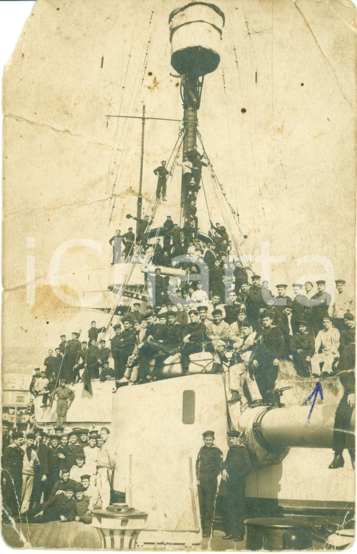Fotografia d epoca originale 1910 ca BRINDISI Equipaggio Regia nave SAN GIORGIO Foto DANNEGGIATA 1