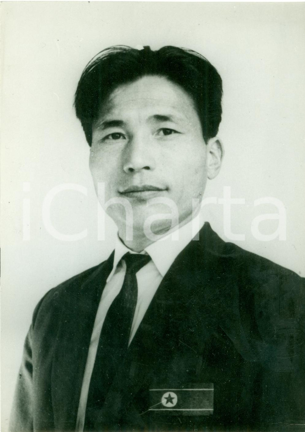 Fotografia d epoca originale 1968 COREA DEL NORD Calcio Ritratto di Kim BONG HWAN Attaccante FOTOGRAFIA 1