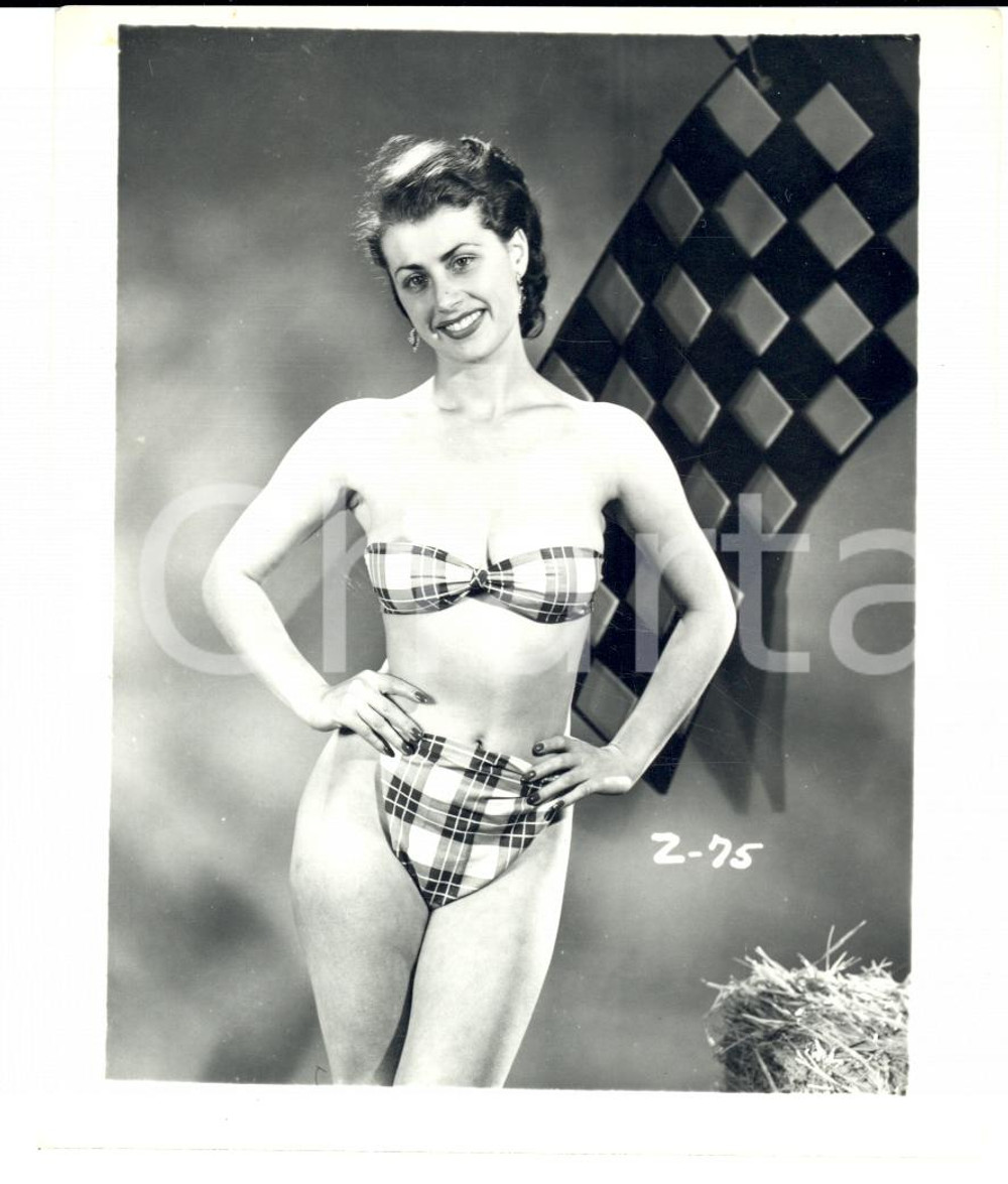 Fotografia d epoca originale 1965 ca USA  EROTICA VINTAGE Sexy woman posing in bikini PHOTO 1
