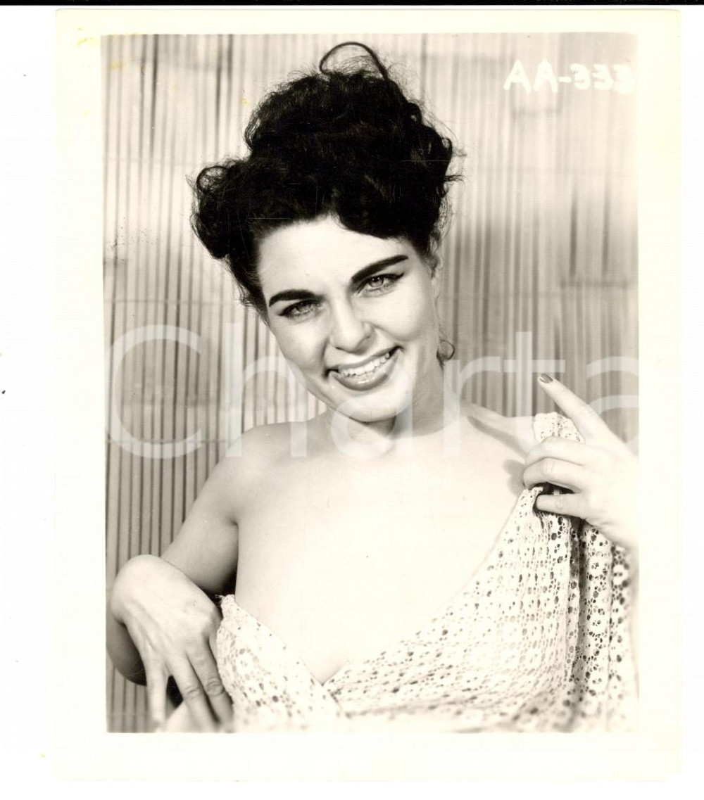 Fotografia d epoca originale 1965 ca USA  EROTICA VINTAGE Sexy woman in lace blouse PHOTO 1