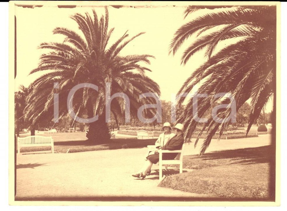 Fotografia d epoca originale 1920 RIO DE JANEIRO BRAZIL Turiste europee riposano al Giardino Botanico Foto 1