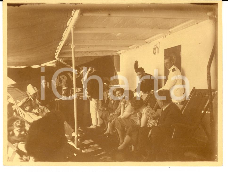 Fotografia d epoca originale 1920 ca LLOYD ROYAL BELGE Finta giuria per esibizione cani nave OLYMPIER Foto 1