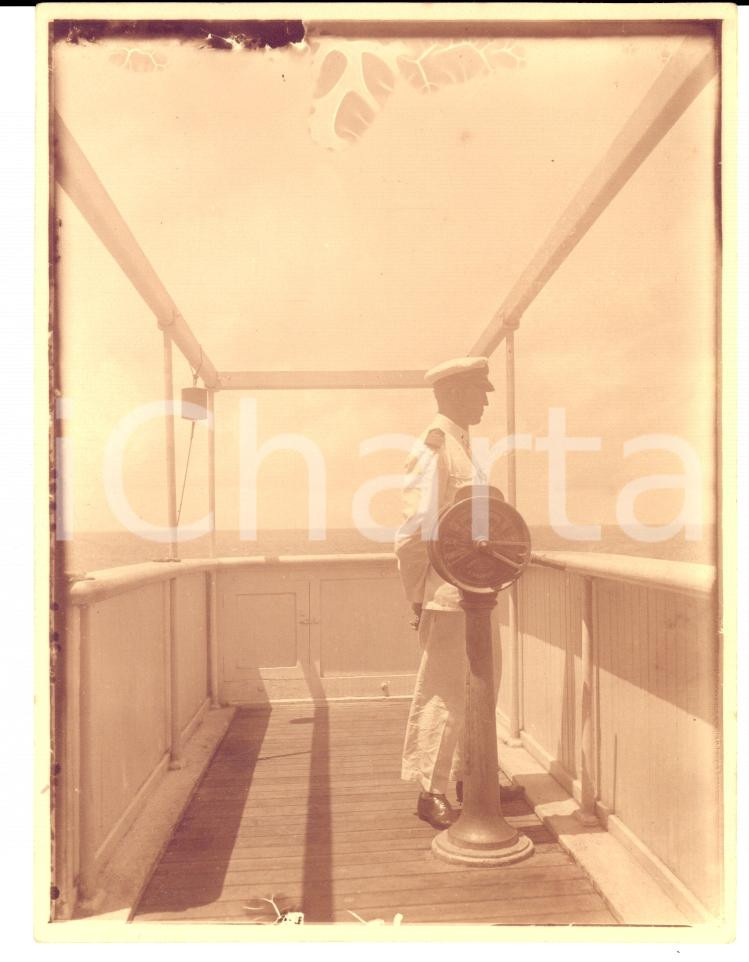 Fotografia d epoca originale 1920 LLOYD ROYAL BELGE Marinaio osserva il mare su nave OLYMPIER VINTAGE photo 1