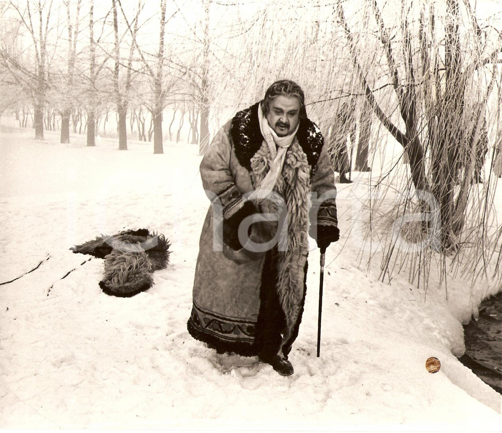 Fotografia d epoca originale 1968 OSHIBKA ONORE DE BALZAKA Victor KHOKHRIAKOV nella neve Foto di scena 1