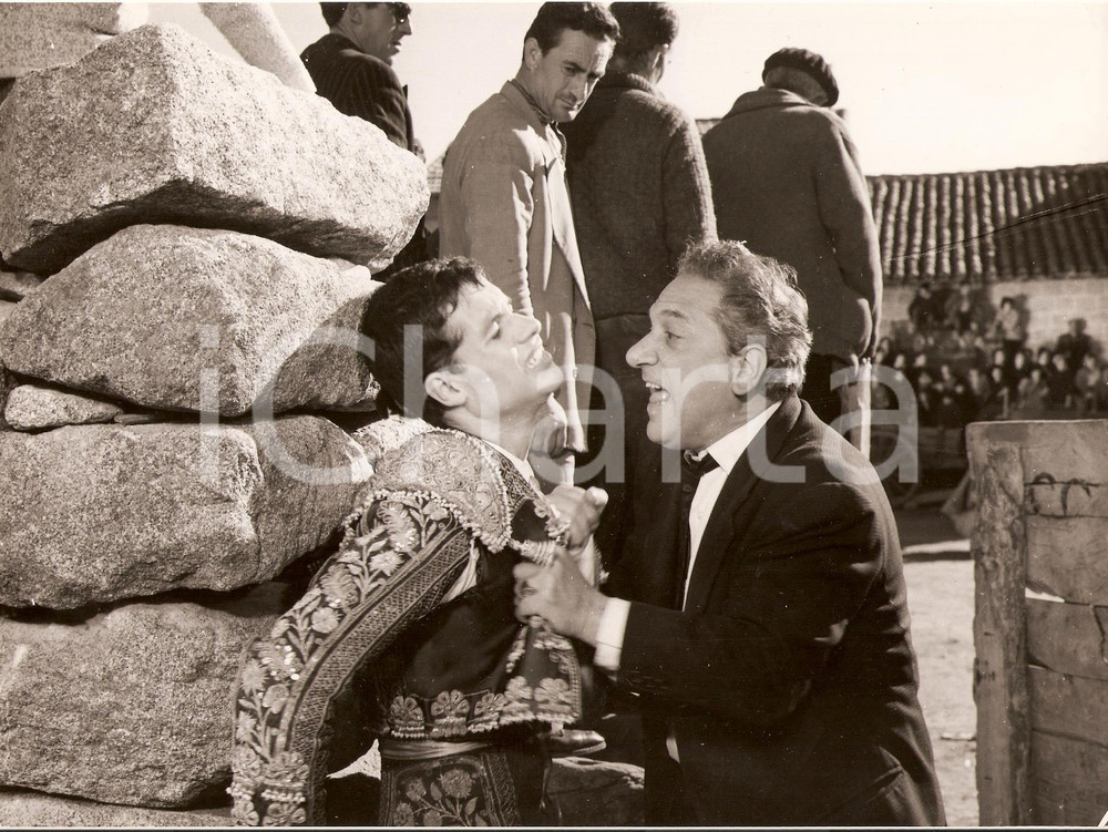 Fotografia d epoca originale 1964 LOS ELEGIDOS Les elus  Manuel MANZANEQUE JosÃ© BODALO Torero Foto di scena 1