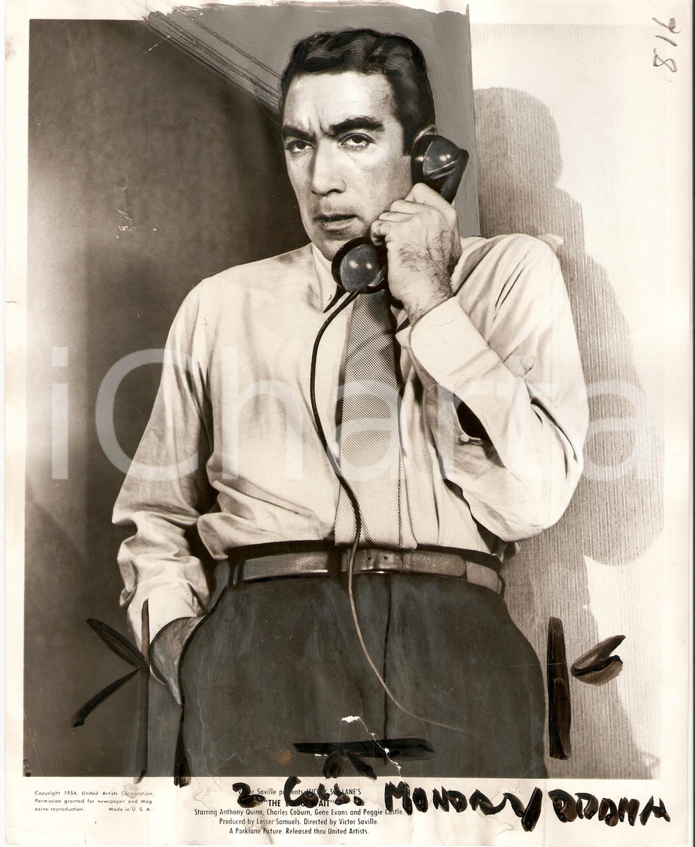 Fotografia d epoca originale 1954 THE LONG WAIT Lunga notte Anthony QUINN at the phone DANNEGGIATA Photo 1