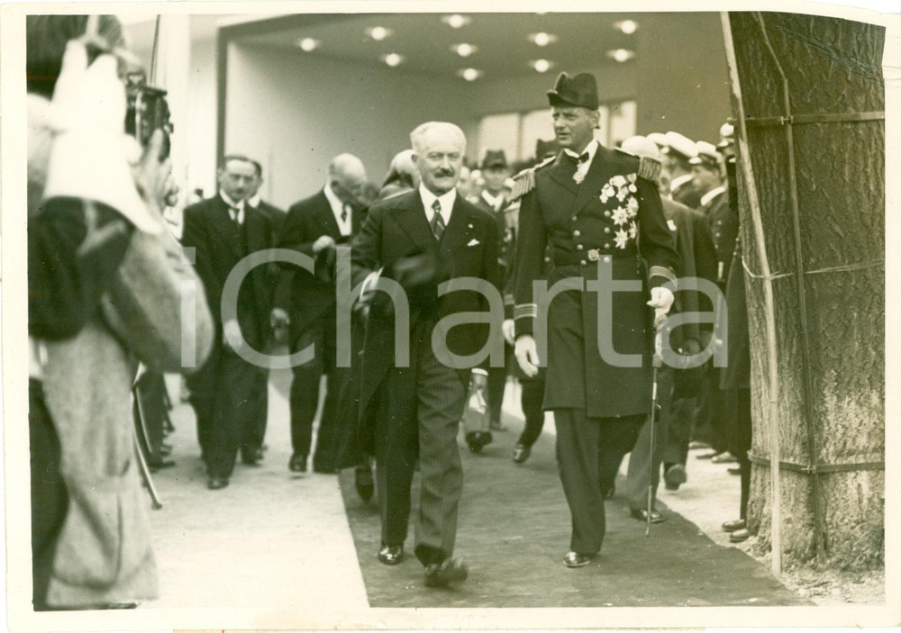 Fotografia d epoca originale 1937 PARIS Federico di DANIMARCA Albert LEBRUN Esposizione danese FOTOGRAFIA 1