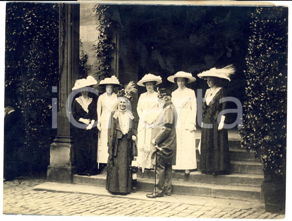 Fotografia d epoca originale 1915 ca NURNBERG DE Ludovico III di BAVIERA con le 5 figlie nubili Foto 1