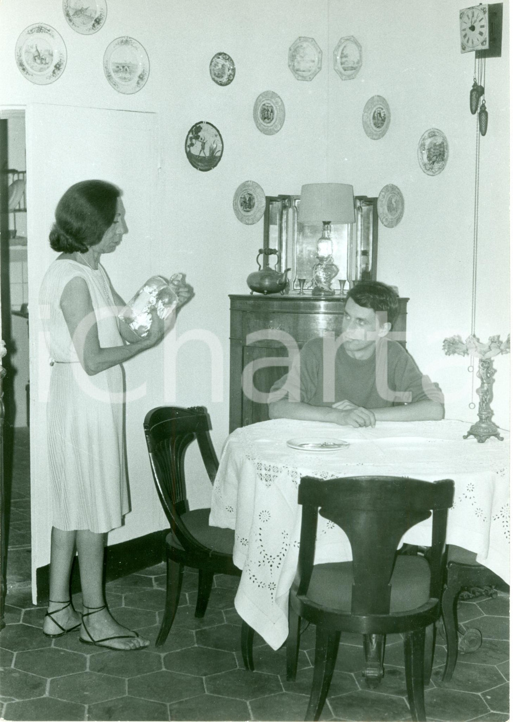 Fotografia d epoca originale 1965 ca ROMA Maria CUMANI QUASIMODO con figlio Alessandro FOTOGRAFIA 1