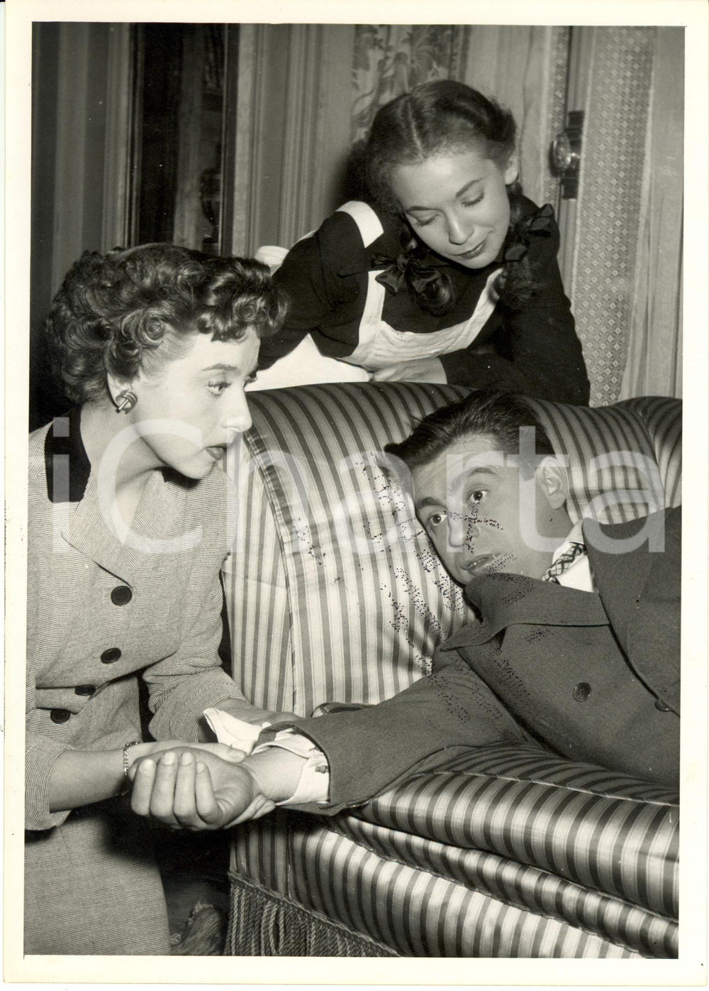 Fotografia d epoca originale 1953 PARIS Marthe MERCADIER FranÃ§ois PERIER Dominique PAGE Captain Pantoufle 1