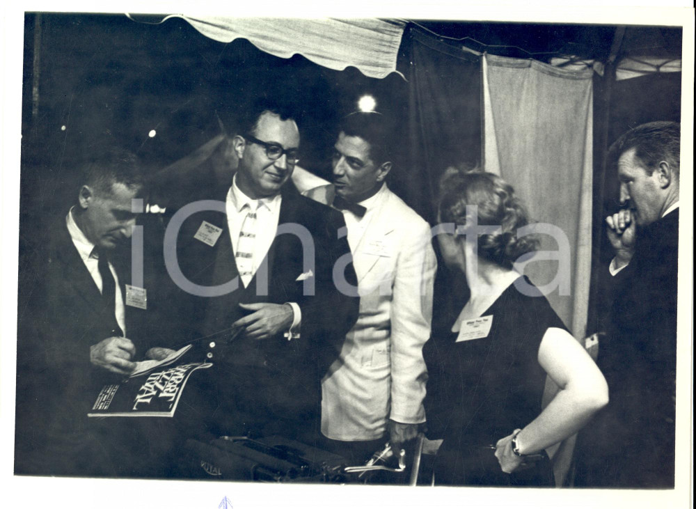 Fotografia d epoca originale 1959 NEWPORT JAZZ FESTIVAL USA Jay WESTON public relations man Photo 1