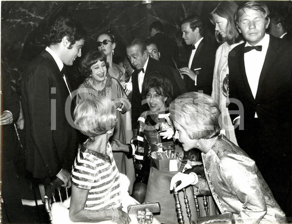 Fotografia d epoca originale 1960 ca PARIS Claude POMPIDOU CAHOUR a una serata di gala Fotografia LYNX 1