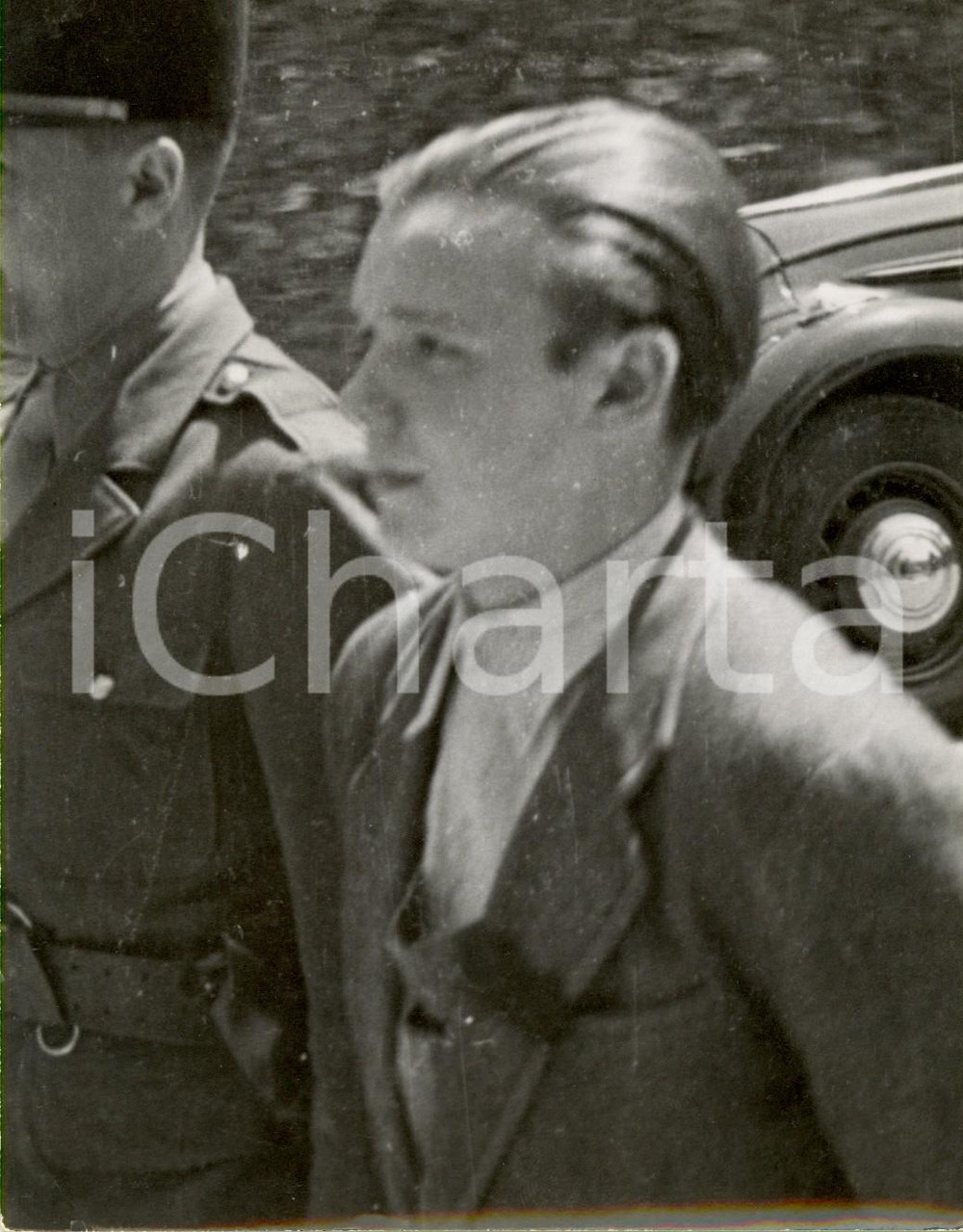 Fotografia d epoca originale 1948 MELUN F Bernard PETIT arrestato per l omicidio di Alain GUYADER Foto 1