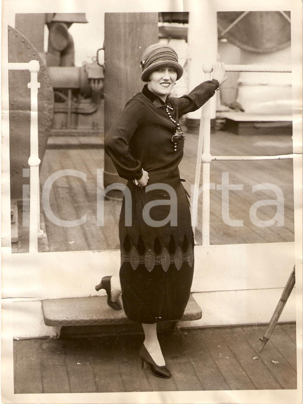 Fotografia d epoca originale 1931 NEW YORK Gloria SWANSON aboard of S.S. AQUITANIA Portrait Photo 1