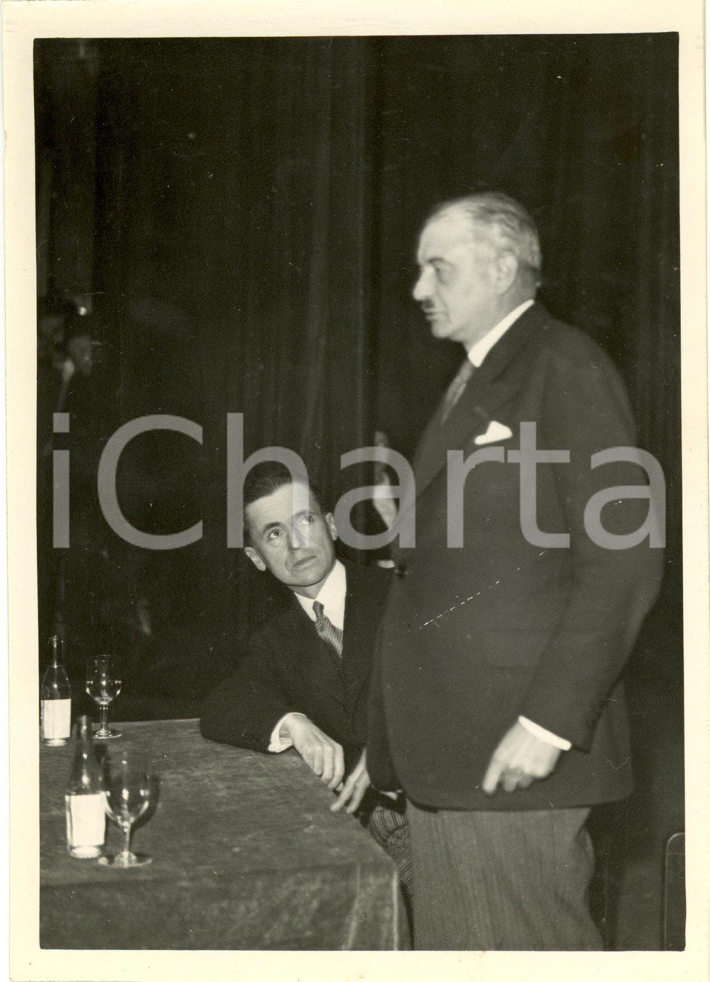 Fotografia d epoca originale 1935 ca PARIS Jean PIOT e Henri de KERILLIS parlamentari Fotografia 1 1