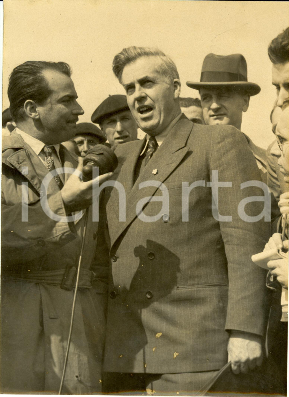 Fotografia d epoca originale 1947 PARIGI Ex vicepresidente USA HENRY WALLACE al suo arrivo a PARIGI Foto 1