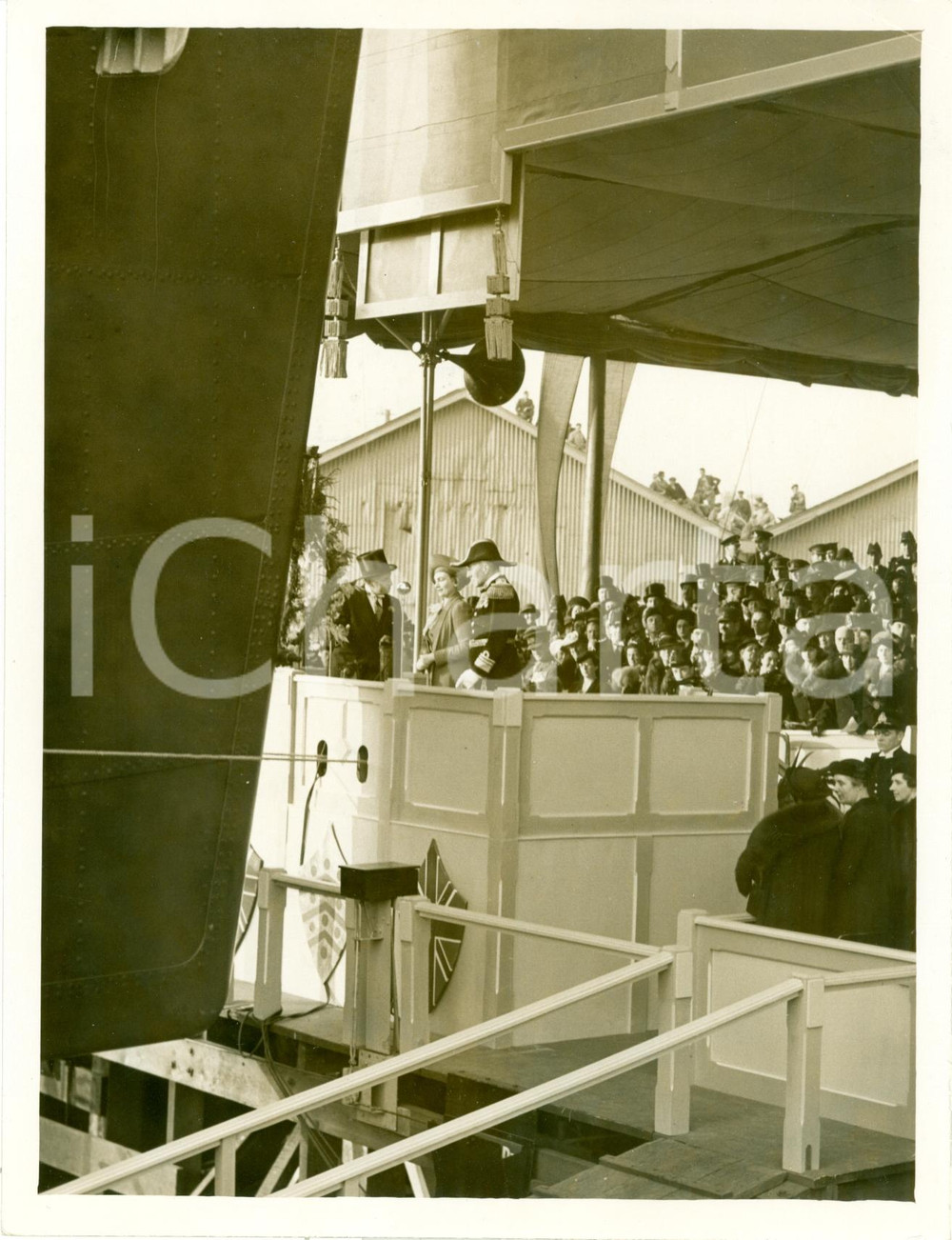 Fotografia d epoca originale 1937 DEVONPORT UK Duchessa di GLOUCESTER vara HMS GLOUCESTER incrociatore Foto 1