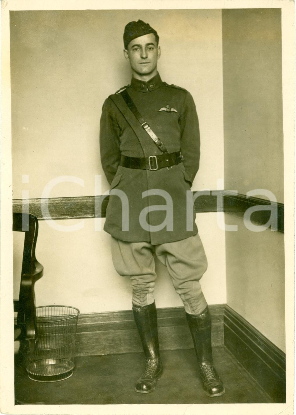 Fotografia d epoca originale 1920 ca GREAT BRITAIN Luogotenente aviazione E.M. ROBERTS Fotografia 1