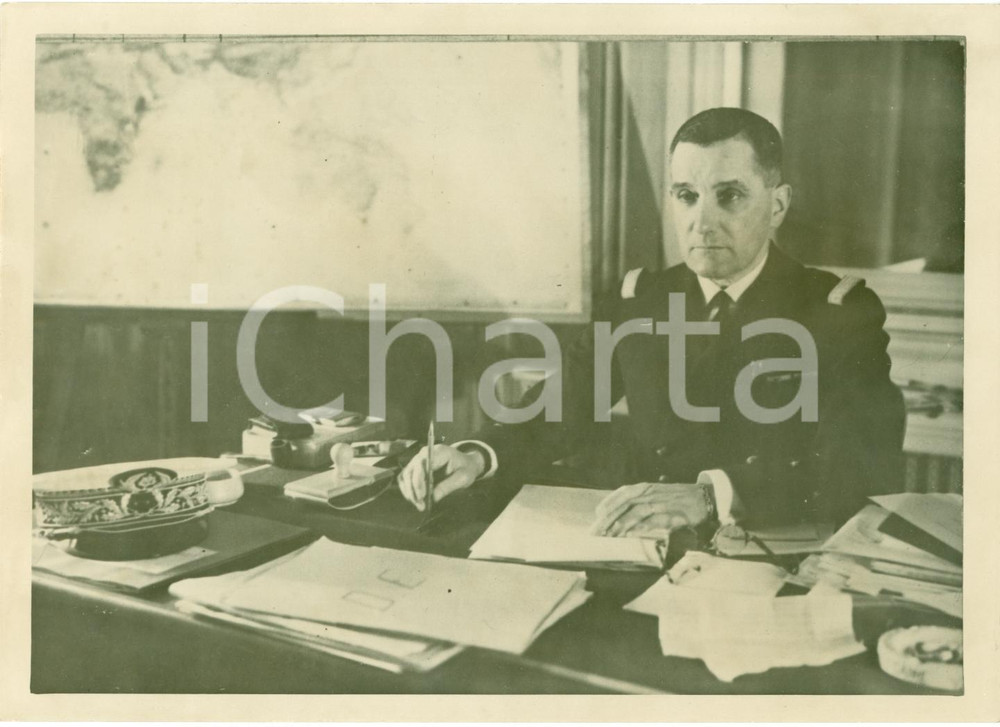 Fotografia d epoca originale 1940 ca PARIS Ammiraglio Charles PLATON nel suo ufficio Fotografia 1