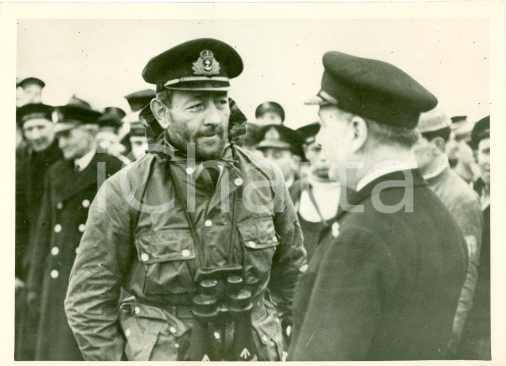 Fotografia d epoca originale 1939 ENGLAND WW2 George PHILLIPS comandante sottomarino URSULA Cap. BETHELL 1
