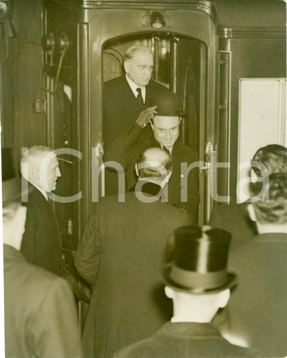 Fotografia d epoca originale 1936 LONDON UK Principe Paolo di JUGOSLAVIA funerali Re GEORGE V Fotografia 1