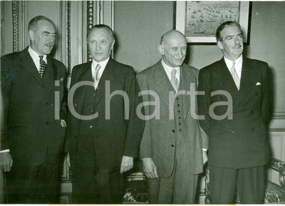 Fotografia d epoca originale 1951 PARIS Konrad ADENAUER incontra Dean ACHESON Robert SCHUMAN Anthony EDEN 1