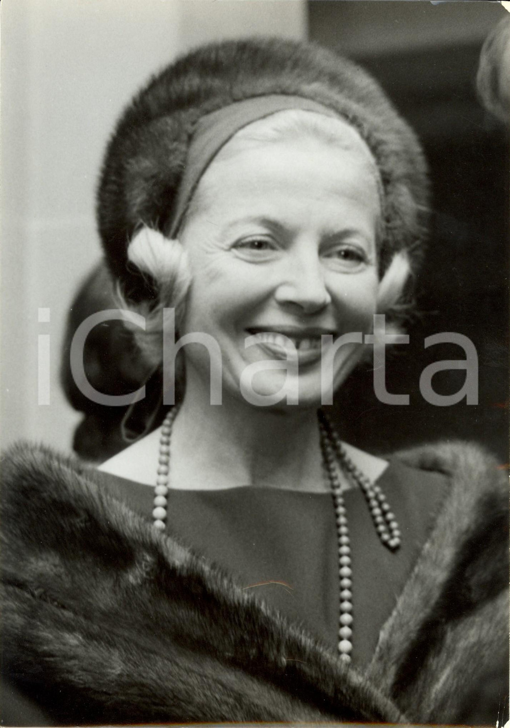 Fotografia d epoca originale 1960 ca PARIS ? Ritratto di Tatiana ATHANASESCU figlia di Elvire POPESCO 1 1