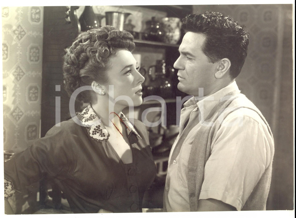 Fotografia d epoca originale 1950 CINEMA Micheline PRESLE e John GARFIELD in  Under my skin  Fotografia 1
