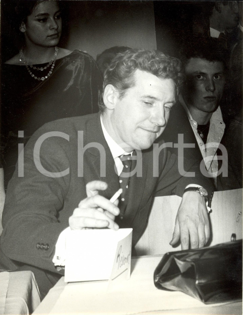 Fotografia d epoca originale 1960 ca PARIS Cantante Pierre PERRIN in un locale  Foto 1 1