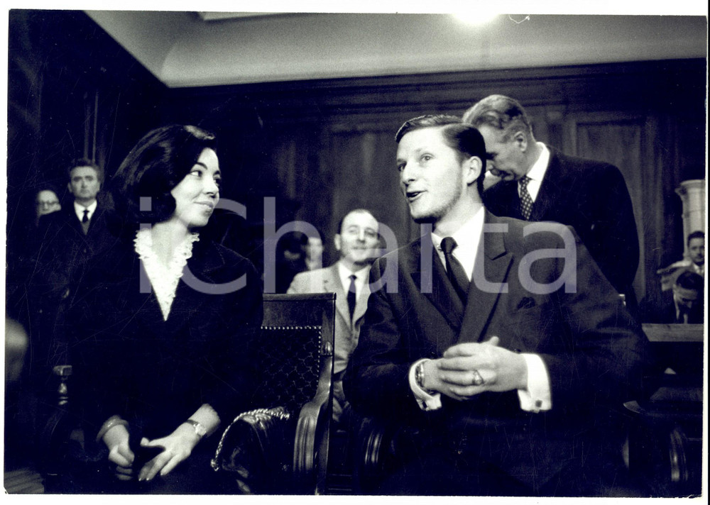 Fotografia d epoca originale 1960 ca Simeone II di BULGARIA con la moglie Margarita GOMEZACEBO y CEJUELA 1