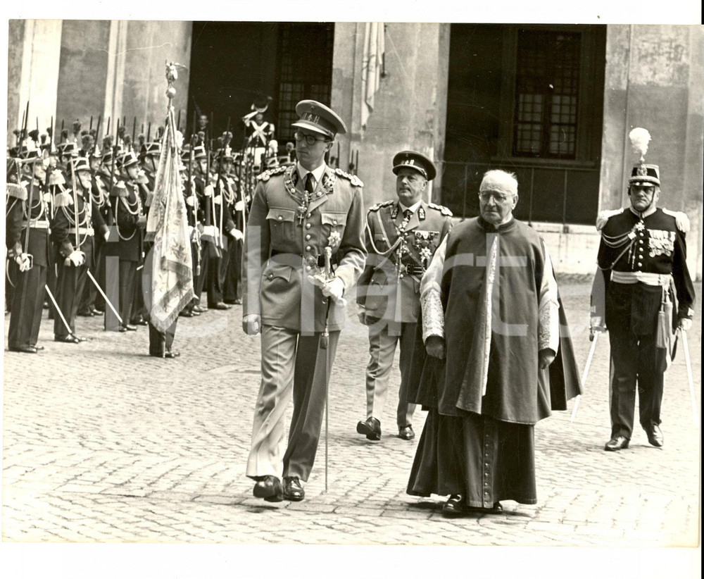 Fotografia d epoca originale 1961 CITTA  DEL VATICANO Baldovino del BELGIO Mons. NARDONE Foto 1 1