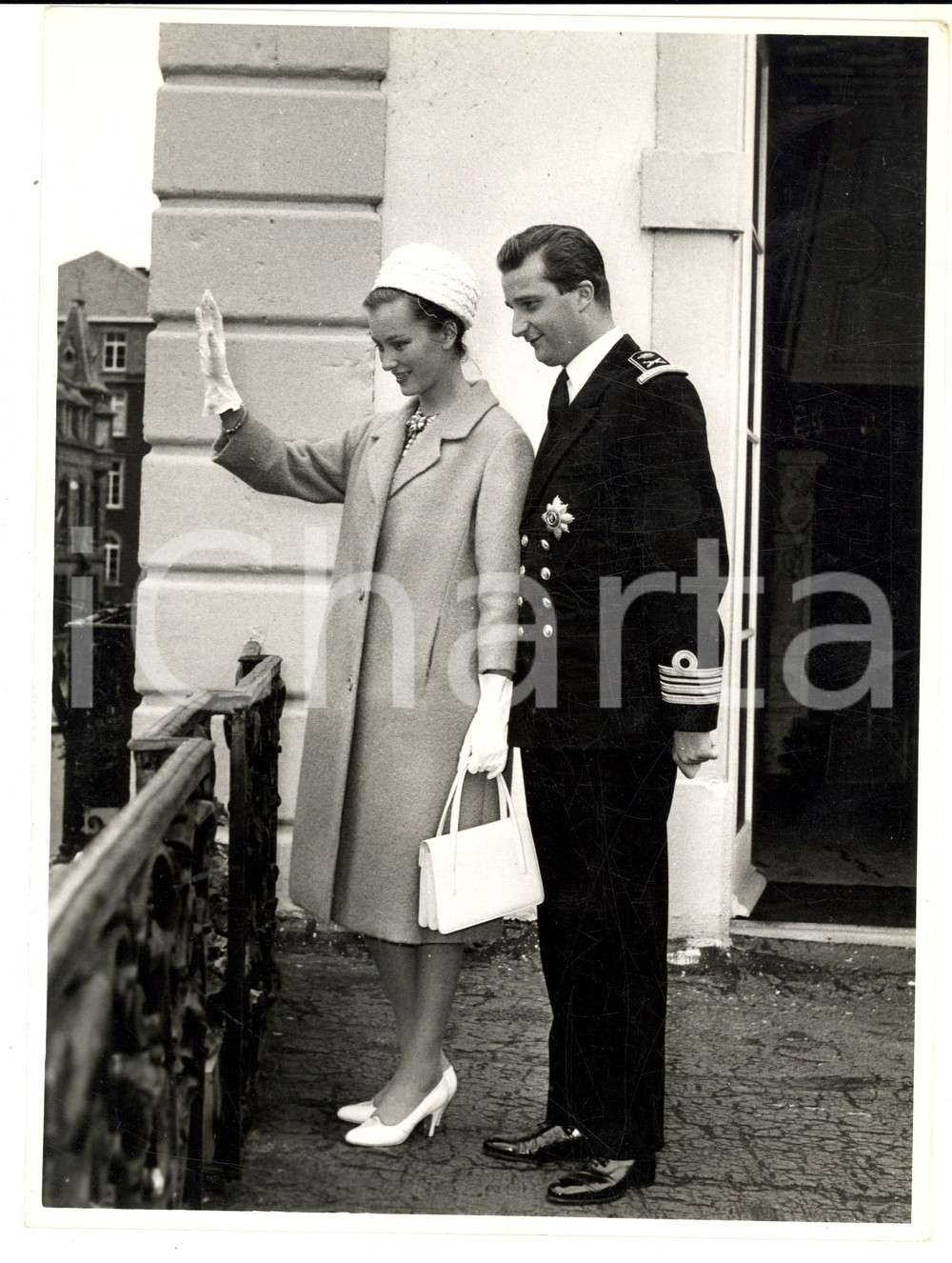 Fotografia d epoca originale 1960 NAMUR Albert et Paola de BELGIQUE assistent au grand corso fleuri Photo 1