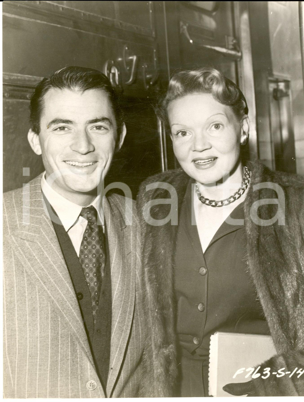 Fotografia d epoca originale 1950 ca s. l. Gregory PECK con la prima moglie Greta KONEN Fotografia 1