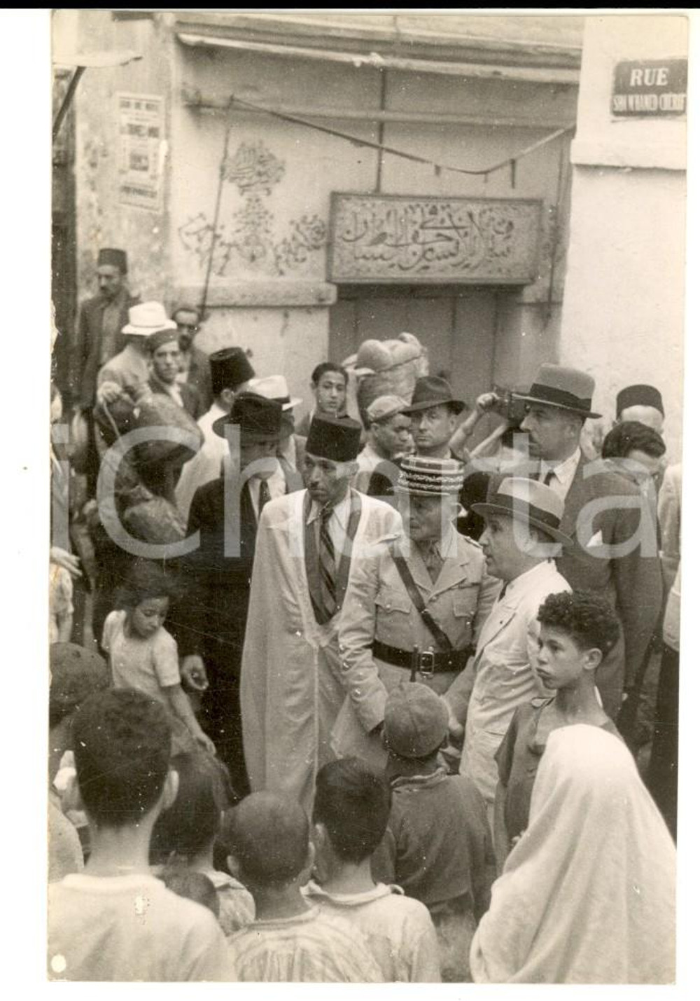 Fotografia d epoca originale 1941 WW2 ALGER GÃ©nÃ©ral Maxime WEYGAND visite la casbah Photo 8x12 cm 1