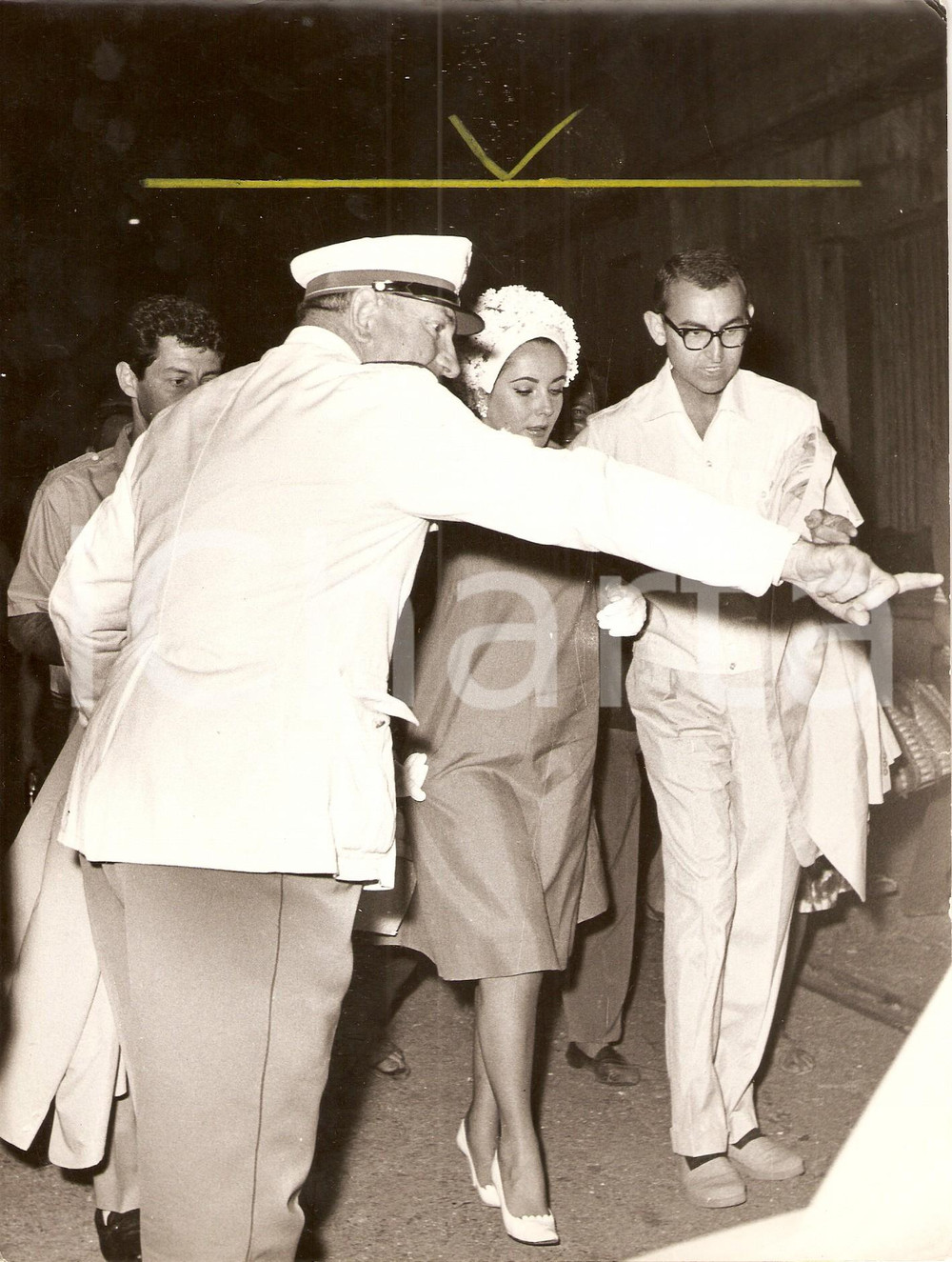 Fotografia d epoca originale 1960 ca CINEMA Elizabeth TAYLOR Eddie FISHER ritornano da un viaggio Fotografia 1