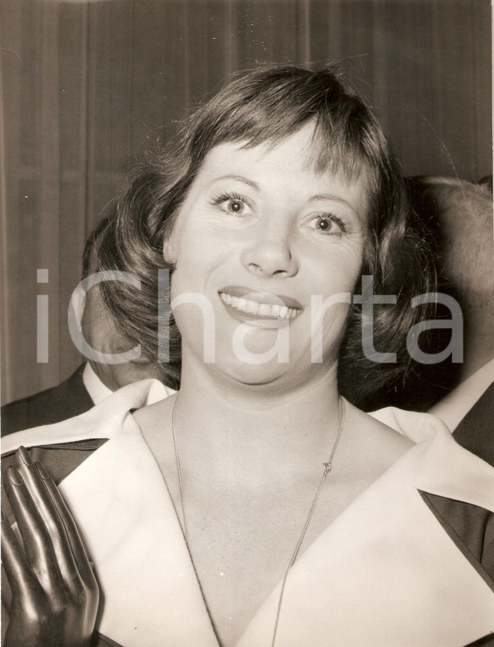 Fotografia d epoca originale 1960 PARIS Colette RENARD mostra Premio cantante dell anno Foto 1 1