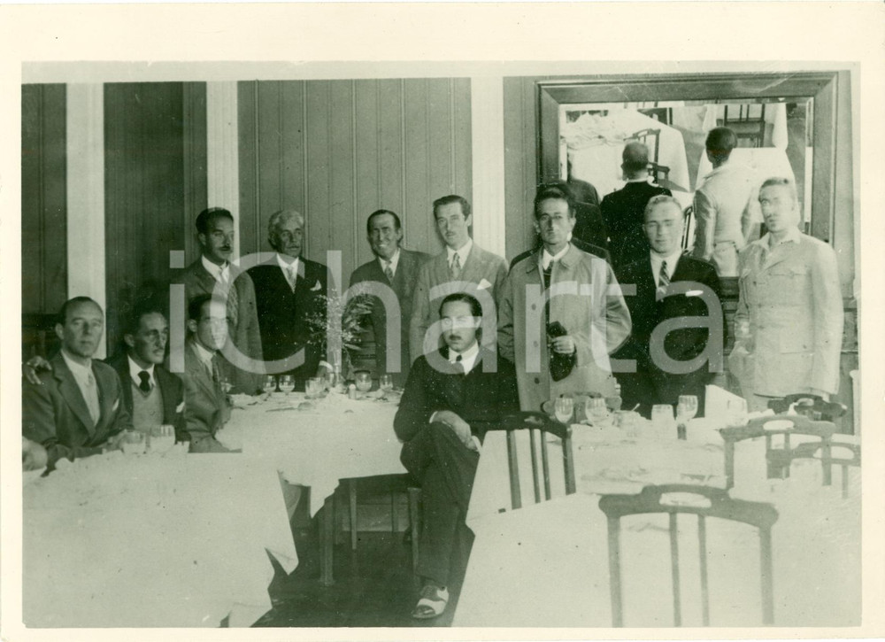 Fotografia d epoca originale 1933 LISBONA Alfonso di BORBONE tra evasi VILLA CISNEROS Fotografia 1 1